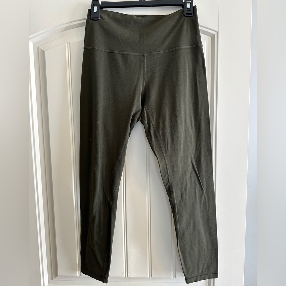 lululemon athletica ARMY  Green Leggings size 8 align great condition